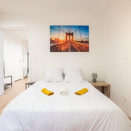 Budget Appart Avec Parking Au Centre-Ville Charleville-Mézières Extérieur photo