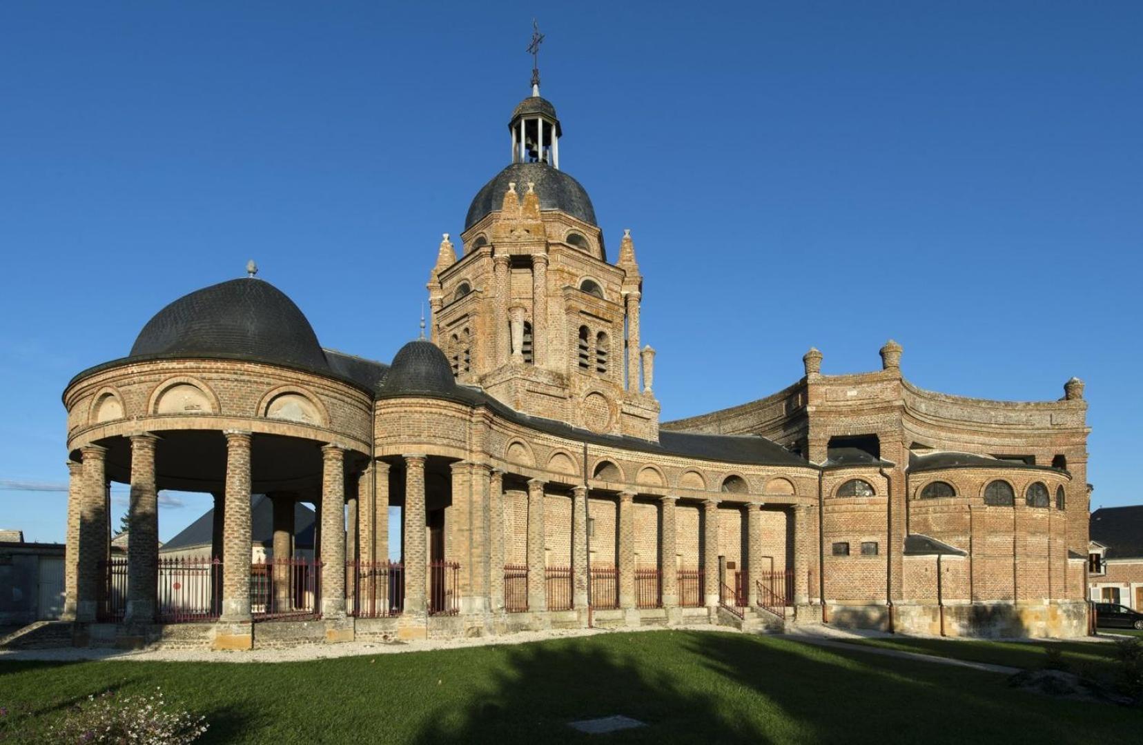 Budget Appart Avec Parking Au Centre-Ville Charleville-Mézières Extérieur photo